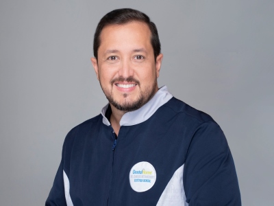 cosmetic-dentist-medellin-smile-design-colombia-a