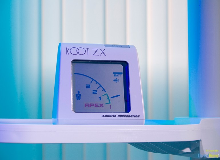 Endodontic Apex Locator equipment