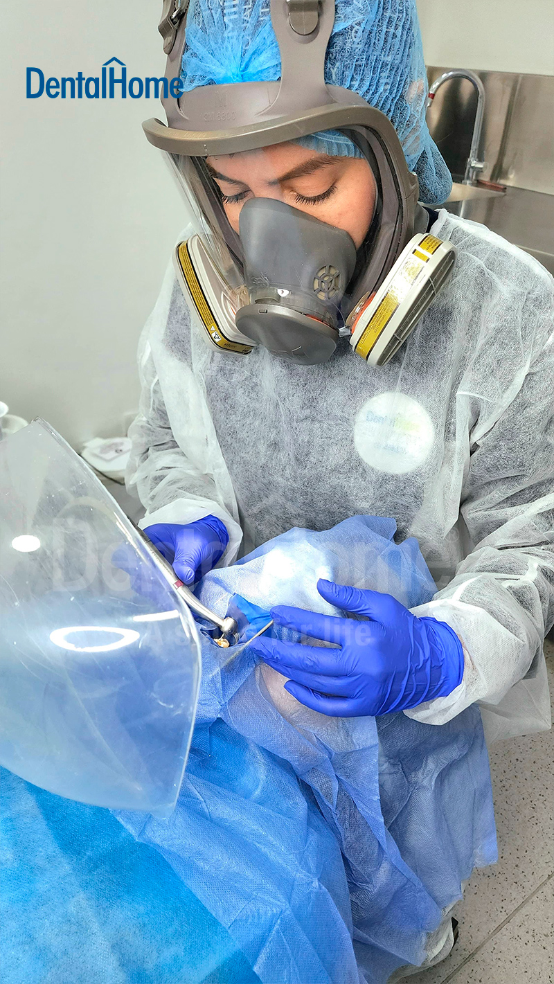 Traje de seguridad para retiro de amalgamas de mercurio